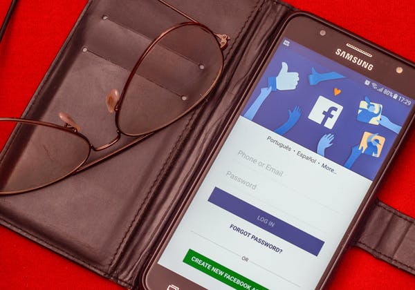 Langkah Membenahi Account Facebook Yang Terkunci Sementara
